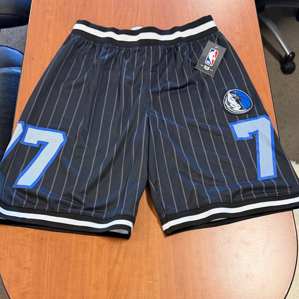 Dallas Mavericks Black Pinstripe #77 Athletic Shorts
